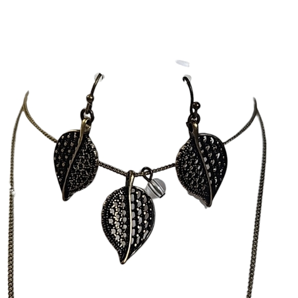 Vintage Avon "Can't Leaf You Alone" Jewelry Set- Necklace, Bracelet & Earrings - Picture 9 of 12